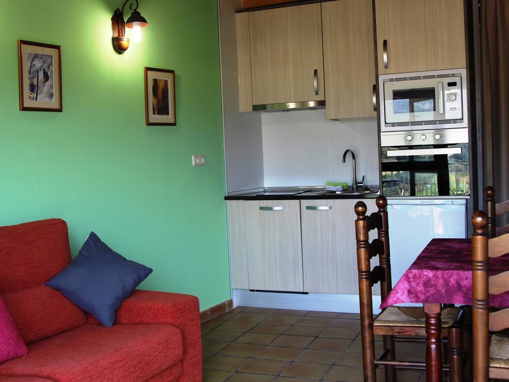 Casa Rural Casa Lino Pension Chibluco Buitenkant foto